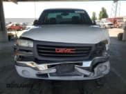 ✅ 2006 GMC Sierra 1500 Work Truck • VIN: 3GTEC14VX6G164563 • Лот: 64124535. Опубликован ранее на Copart с пробегом 135 214 миль. Бесплатный доступ к архиву аукционных продаж из США и подробный отчёт об истории автомобиля на DreamBid. Изображение 5.