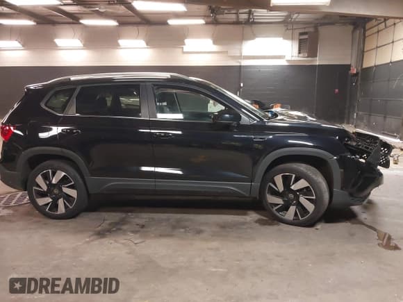 ✅ 2024 Volkswagen Taos SEL • VIN: 3VV4X7B23RM056126 • Лот: 42346965. Опубликован ранее на IAAI с пробегом 7 273 миль. Бесплатный доступ к архиву аукционных продаж из США и подробный отчёт об истории автомобиля на DreamBid. Изображение 14.