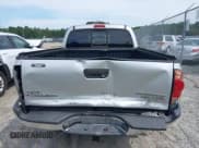 ✅ 2008 Toyota Tacoma PreRunner • VIN: 3TMKU72N88M015384 • Lot: 43085221. Listed on IAAI with 269,412 mi. Free auction sales archive from the USA and detailed vehicle history report at DreamBid. Image 17.