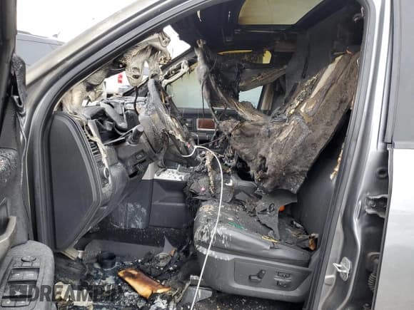 ✅ 2010 Dodge 1500 SLT • VIN: 1D7RV1CT8AS210362 • Lot: 85256084. Wystawiony na Copart z przebiegiem Nie podano. Bezpłatny archiwum sprzedaży aukcyjnych z USA i szczegółowy raport historii pojazdu na DreamBid. Zdjęcie 7.