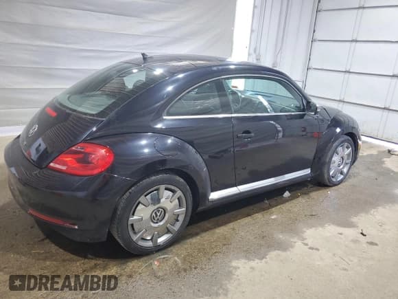 ✅ 2014 Volkswagen Beetle 2.0L TDI w/Sun/Sound/Nav • VIN: 3VWJL7AT0EM656309 • Лот: 68018735. Опубликован ранее на Copart с пробегом 117 222 миль. Бесплатный доступ к архиву аукционных продаж из США и подробный отчёт об истории автомобиля на DreamBid. Изображение 3.