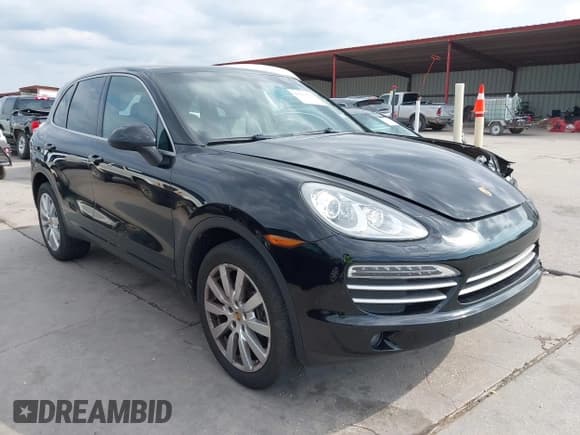 ✅ 2014 Porsche Cayenne • VIN: WP1AA2A20ELA91806 • Lot: 42293511. Listed on IAAI with 102,571 mi. Free auction sales archive from the USA and detailed vehicle history report at DreamBid. Image 1.