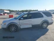 ✅ 2008 Ford Taurus X SEL • VIN: 1FMDK05W08GA03097 • Lot: 43534942. Wystawiony na IAAI z przebiegiem 188 358 mil. Bezpłatny archiwum sprzedaży aukcyjnych z USA i szczegółowy raport historii pojazdu na DreamBid. Zdjęcie 6.