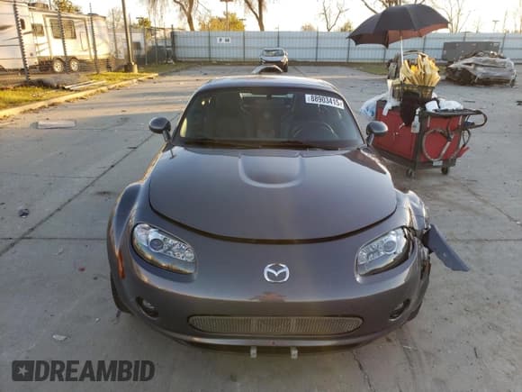 ✅ 2007 Mazda MX-5 Miata Grand Touring • VIN: JM1NC26F570126000 • Лот: 88903415. Опубликован ранее на Copart с пробегом 88 874 миль. Бесплатный доступ к архиву аукционных продаж из США и подробный отчёт об истории автомобиля на DreamBid. Изображение 5.