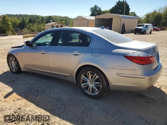 2011 Hyundai Genesis z VIN KMHGC4DE2BU142313, wystawiony jako Copart lot #75638424 z przebiegiem 131 390 mil mil oraz Szkoda całkowita • Salvage title. Historia ofert i sprzedaży dostępna na DreamBid. Obrazek 2.