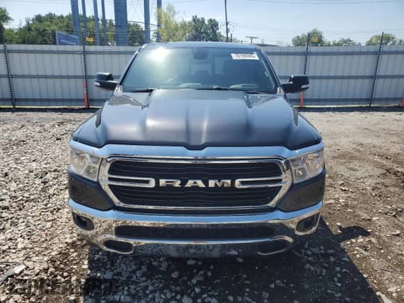 2019 Ram 1500 Big Horn с VIN 1C6SRFFT7KN555706, выставлен на аукционе Copart как лот 70169395 с пробегом 105 043 миль миль и Списание • Salvage title. История ставок и продаж доступна на DreamBid. Изображение 5.