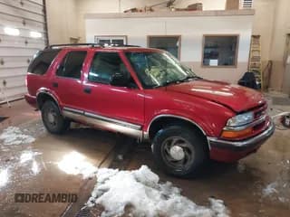 ✅ 2001 Chevrolet Blazer LT • VIN: 1GNDT13W912116275 • Lot: 41576074. Wystawiony na IAAI z przebiegiem 362 654 mil. Bezpłatny archiwum sprzedaży aukcyjnych z USA i szczegółowy raport historii pojazdu na DreamBid. Zdjęcie 1.