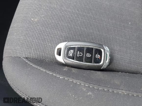 ✅ 2022 Hyundai Kona SEL • VIN: KM8K6CAB4NU924607 • Lot: 42155527. Listed on IAAI with 12,820 mi. Free auction sales archive from the USA and detailed vehicle history report at DreamBid. Image 11.