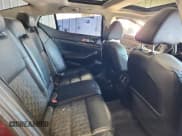 ✅ 2018 Nissan Maxima Platinum • VIN: 1N4AA6AP4JC400049 • Lot: 82344005. Wystawiony na Copart z przebiegiem 97 952 mil. Bezpłatny archiwum sprzedaży aukcyjnych z USA i szczegółowy raport historii pojazdu na DreamBid. Zdjęcie 10.