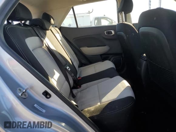 ✅ 2022 Hyundai Venue Limited • VIN: KMHRC8A38NU187084 • Lot: 80622684. Listed on Copart with 57,600 mi. Free auction sales archive from the USA and detailed vehicle history report at DreamBid. Image 11.