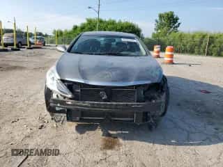 2013 Hyundai Sonata GLS z VIN 5NPEB4AC0DH765427, wystawiony jako Copart lot #64684245 z przebiegiem 121 838 mil mil oraz Szkoda całkowita • Salvage title. Historia ofert i sprzedaży dostępna na DreamBid. Obrazek 5.