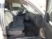 ✅ 2007 Chevrolet Avalanche LS • VIN: 3GNEC12067G311364 • Lot: 43763877. Listed on IAAI with 260,572 mi. Free auction sales archive from the USA and detailed vehicle history report at DreamBid. Image 5.