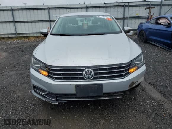 ✅ 2016 Volkswagen Passat S • VIN: 1VWAT7A36GC043342 • Lot: 81147925. Listed on Copart with 110,935 mi. Free auction sales archive from the USA and detailed vehicle history report at DreamBid. Image 5.