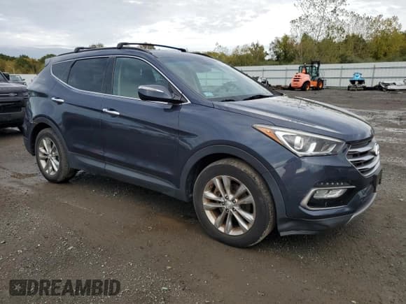 ✅ 2017 Hyundai Santa Fe 2.0T • VIN: 5XYZUDLA3HG465269 • Lot: 83999925. Listed on Copart with 96,004 mi. Free auction sales archive from the USA and detailed vehicle history report at DreamBid. Image 4.