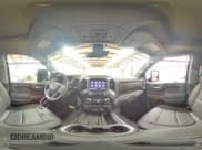 ✅ 2021 GMC Sierra 3500HD Denali • VIN: 1GT49WEY2MF228769 • Lot: 67794885. Wystawiony na Copart z przebiegiem 16 399 mil. Bezpłatny archiwum sprzedaży aukcyjnych z USA i szczegółowy raport historii pojazdu na DreamBid. Zdjęcie 14.