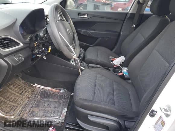 ✅ 2019 Hyundai Accent SE • VIN: 3KPC24A30KE052861 • Лот: 44262005. Опубликован ранее на Copart с пробегом 56 124 миль. Бесплатный доступ к архиву аукционных продаж из США и подробный отчёт об истории автомобиля на DreamBid. Изображение 7.