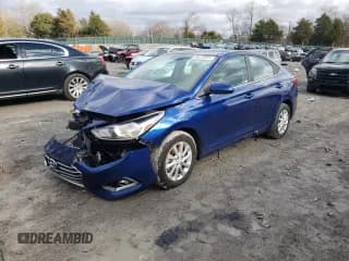 ✅ 2022 Hyundai Accent SEL • VIN: 3KPC24A62NE164737 • Lot: 38278023. Wystawiony na Copart z przebiegiem 17 520 mil. Bezpłatny archiwum sprzedaży aukcyjnych z USA i szczegółowy raport historii pojazdu na DreamBid. Zdjęcie 1.