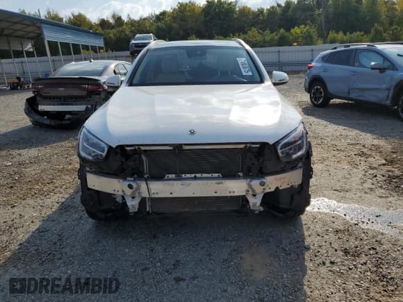 ✅ 2022 Mercedes-Benz GLC 300 • VIN: W1N0G8EB2NV397914 • Лот: 71885875. Опубликован ранее на Copart с пробегом 35 084 миль. Бесплатный доступ к архиву аукционных продаж из США и подробный отчёт об истории автомобиля на DreamBid. Изображение 5.