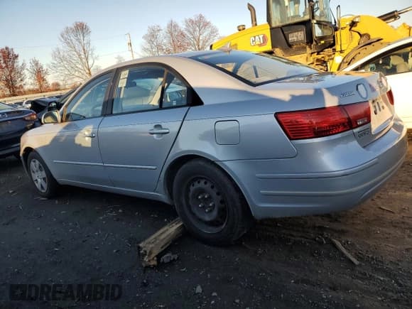 ✅ 2010 Hyundai Sonata GLS • VIN: 5NPET4AC0AH591707 • Лот: 81341634. Опубликован ранее на Copart с пробегом 235 324 миль. Бесплатный доступ к архиву аукционных продаж из США и подробный отчёт об истории автомобиля на DreamBid. Изображение 2.
