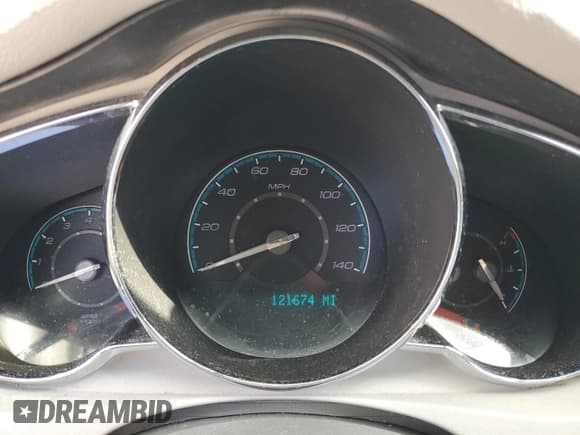 ✅ 2011 Chevrolet Malibu 1LS • VIN: 1G1ZB5E11BF203343 • Lot: 72412874. Listed on Copart with 121,674 mi. Free auction sales archive from the USA and detailed vehicle history report at DreamBid. Image 9.