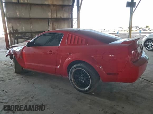 ✅ 2005 Ford Mustang Deluxe • VIN: 1ZVFT80N455167349 • Lot: 95136415. Listed on Copart with 189,573 mi. Free auction sales archive from the USA and detailed vehicle history report at DreamBid. Image 2.