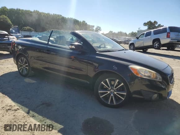 ✅ 2013 Volvo C70 T5 • VIN: YV1672MC1DJ141210 • Лот: 75374994. Опубликован ранее на Copart с пробегом 191 459 миль. Бесплатный доступ к архиву аукционных продаж из США и подробный отчёт об истории автомобиля на DreamBid. Изображение 4.