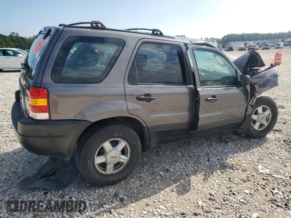 ✅ 2004 Ford Escape XLS • VIN: 1FMYU02144KA89722 • Лот: 90043065. Опубликован ранее на Copart с пробегом 223 190 миль. Бесплатный доступ к архиву аукционных продаж из США и подробный отчёт об истории автомобиля на DreamBid. Изображение 3.