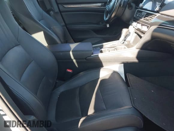 ✅ 2021 Honda Accord Sport SE • VIN: 1HGCV1F44MA010885 • Lot: 43511344. Listed on IAAI with 34,312 mi. Free auction sales archive from the USA and detailed vehicle history report at DreamBid. Image 5.