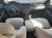 ✅ 2015 Chevrolet Impala LS • VIN: 2G1WA5E3XF1128419 • Lot: 90256005. Wystawiony na Copart z przebiegiem 171 223 mil. Bezpłatny archiwum sprzedaży aukcyjnych z USA i szczegółowy raport historii pojazdu na DreamBid. Zdjęcie 8.