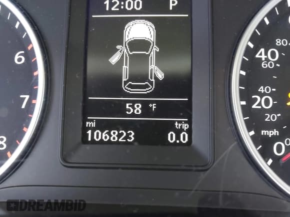 ✅ 2016 Volkswagen Tiguan SEL • VIN: WVGAV7AX0GW528750 • Lot: 42039257. Wystawiony na IAAI z przebiegiem 106 823 mil. Bezpłatny archiwum sprzedaży aukcyjnych z USA i szczegółowy raport historii pojazdu na DreamBid. Zdjęcie 7.