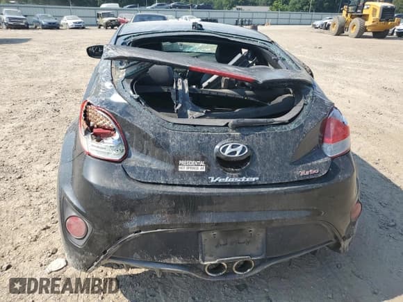 ✅ 2013 Hyundai Veloster Turbo • VIN: KMHTC6AE0DU164022 • Lot: 71160234. Wystawiony na Copart z przebiegiem 118 750 mil. Bezpłatny archiwum sprzedaży aukcyjnych z USA i szczegółowy raport historii pojazdu na DreamBid. Zdjęcie 6.