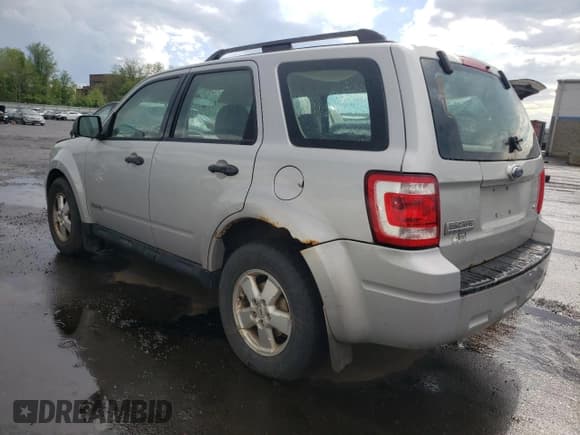 ✅ 2008 Ford Escape XLS • VIN: 1FMCU92Z88KB10257 • Lot: 56427925. Listed on Copart with 117,042 mi. Free auction sales archive from the USA and detailed vehicle history report at DreamBid. Image 2.