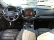 ✅ 2018 Chevrolet Traverse LT • VIN: 1GNEVHKW3JJ190161 • Lot: 38741353. Wystawiony na Copart z przebiegiem 79 916 mil. Bezpłatny archiwum sprzedaży aukcyjnych z USA i szczegółowy raport historii pojazdu na DreamBid. Zdjęcie 8.