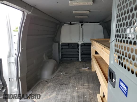 ✅ 2017 GMC Savana Cargo • VIN: 1GTW7BFF4H1136053 • Lot: 68243805. Listed on Copart with 60,550 mi. Free auction sales archive from the USA and detailed vehicle history report at DreamBid. Image 10.