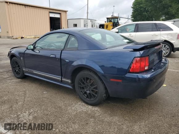 ✅ 2003 Ford Mustang Standard • VIN: 1FAFP40443F314368 • Lot: 60862825. Listed on Copart with Not provided. Free auction sales archive from the USA and detailed vehicle history report at DreamBid. Image 2.