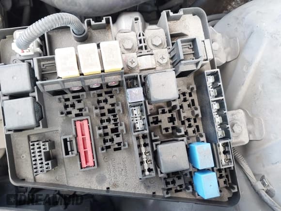 ✅ 2009 Hyundai Genesis • VIN: KMHGC46E09U042847 • Лот: 43210089. Опубликован ранее на IAAI с пробегом Не указан. Бесплатный доступ к архиву аукционных продаж из США и подробный отчёт об истории автомобиля на DreamBid. Изображение 12.