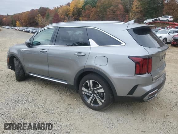 ✅ 2023 Kia Sorento SX Prestige • VIN: KNDRMDLG5P5150811 • Lot: 90403395. Wystawiony na Copart z przebiegiem 26 672 mil. Bezpłatny archiwum sprzedaży aukcyjnych z USA i szczegółowy raport historii pojazdu na DreamBid. Zdjęcie 2.