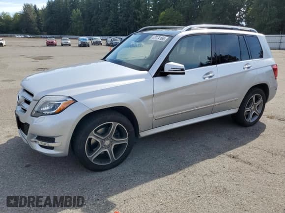 ✅ 2013 Mercedes-Benz GLK 250 • VIN: WDCGG0EB4DG105216 • Lot: 67274165. Wystawiony na Copart z przebiegiem 81 166 mil. Bezpłatny archiwum sprzedaży aukcyjnych z USA i szczegółowy raport historii pojazdu na DreamBid. Zdjęcie 1.