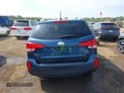 ✅ 2015 Kia Sorento LX • VIN: 5XYKTDA70FG557173 • Lot: 43224875. Listed on IAAI with 82,579 mi. Free auction sales archive from the USA and detailed vehicle history report at DreamBid. Image 17.