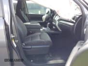 ✅ 2016 Toyota Tundra SR5 • VIN: 5TFEM5F18GX103725 • Lot: 43282512. Listed on IAAI with 139,172 mi. Free auction sales archive from the USA and detailed vehicle history report at DreamBid. Image 5.