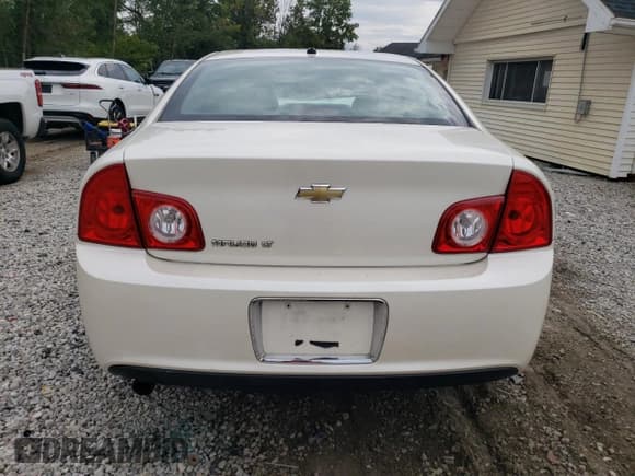 ✅ 2011 Chevrolet Malibu 2LT • VIN: 1G1ZD5E1XBF338542 • Lot: 70612524. Listed on Copart with 71,678 mi. Free auction sales archive from the USA and detailed vehicle history report at DreamBid. Image 6.