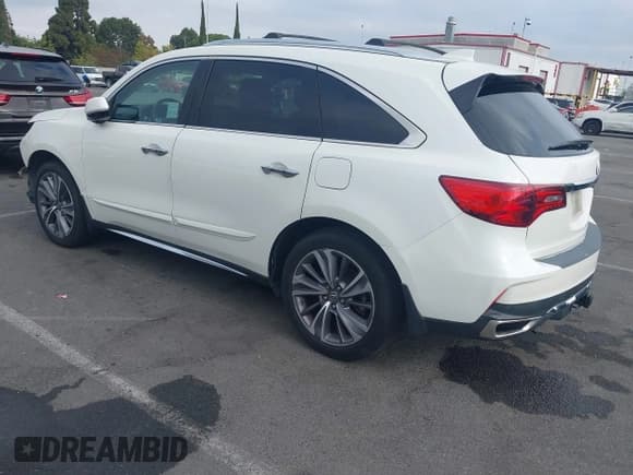 ✅ 2018 Acura MDX Technology • VIN: 5J8YD4H58JL024157 • Lot: 42781471. Listed on IAAI with 108,735 mi. Free auction sales archive from the USA and detailed vehicle history report at DreamBid. Image 3.