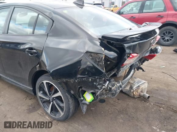 ✅ 2021 Subaru Impreza Special Sports • VIN: 4S3GKAL63M3601857 • Lot: 41493371. Listed on IAAI with 56,500 mi. Free auction sales archive from the USA and detailed vehicle history report at DreamBid. Image 6.