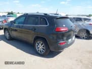 ✅ 2017 Jeep Cherokee Limited • VIN: 1C4PJMDS2HD239018 • Lot: 42254356. Wystawiony na IAAI z przebiegiem 129 673 mil. Bezpłatny archiwum sprzedaży aukcyjnych z USA i szczegółowy raport historii pojazdu na DreamBid. Zdjęcie 3.