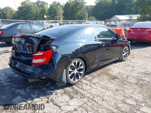 ✅ 2013 Honda Civic Si • VIN: 2HGFG4A56DH701023 • Лот: 43232409. Опубликован ранее на IAAI с пробегом 129 402 миль. Бесплатный доступ к архиву аукционных продаж из США и подробный отчёт об истории автомобиля на DreamBid. Изображение 4.