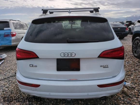 ✅ 2015 Audi Q5 Premium Plus • VIN: WA1LFAFP5FA020487 • Lot: 56235525. Listed on Copart with 103,495 mi. Free auction sales archive from the USA and detailed vehicle history report at DreamBid. Image 6.