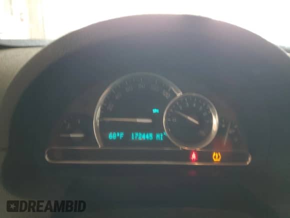 ✅ 2011 Chevrolet HHR LS • VIN: 3GNBAAFW4BS638617 • Lot: 85822545. Listed on Copart with 172,445 mi. Free auction sales archive from the USA and detailed vehicle history report at DreamBid. Image 9.