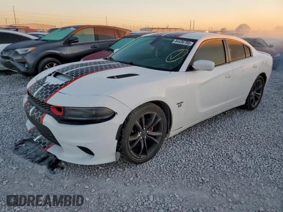 ✅ 2015 Dodge Charger RT • VIN: 2C3CDXCT0FH847092 • Лот: 84436785. Опубликован ранее на Copart с пробегом 95 598 миль. Бесплатный доступ к архиву аукционных продаж из США и подробный отчёт об истории автомобиля на DreamBid. Изображение 1.