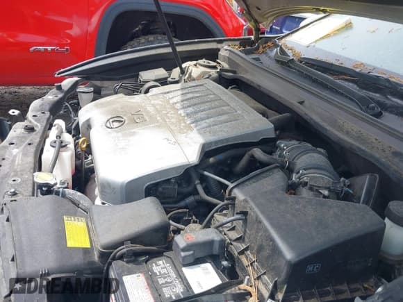 ✅ 2015 Lexus ES 330 • VIN: JTHBK1GG1F2157625 • Lot: 42102389. Listed on IAAI with 126,582 mi. Free auction sales archive from the USA and detailed vehicle history report at DreamBid. Image 10.