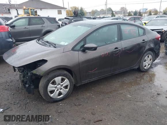 ✅ 2018 Kia Forte LX • VIN: 3KPFK4A71JE171453 • Лот: 43630858. Опубликован ранее на IAAI с пробегом 150 986 миль. Бесплатный доступ к архиву аукционных продаж из США и подробный отчёт об истории автомобиля на DreamBid. Изображение 19.